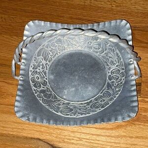 Vintage Hand Forged Everlast Aluminum Square Basket